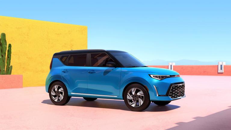 Kia Soul in blue.